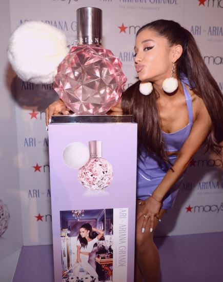 ARI de Ariana Grande